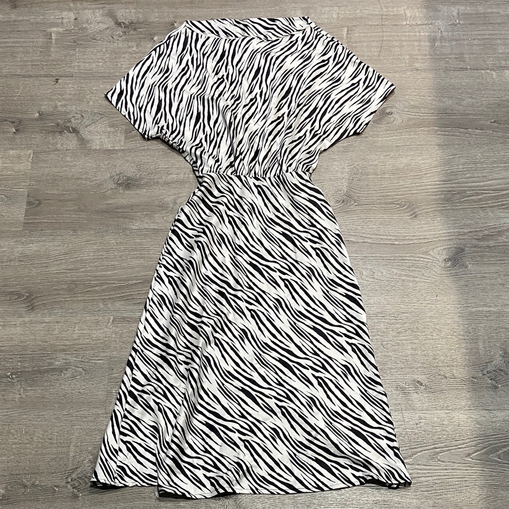 Renee C. Monochrome Zebra Print Midi Dress - Picture 1 of 3